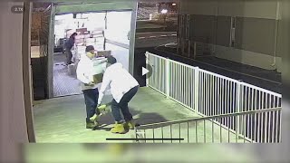 Local restaurant burglarized Sunday