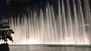 DUBAI FOUNTAIN - \