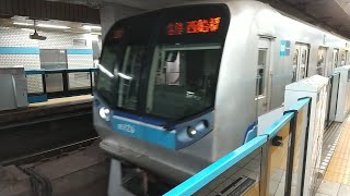 【入線】九段下駅に東京メトロ東西線05系リニューアル車西船橋行きが入線】　ミニ４２２