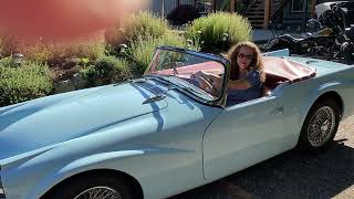 1961 Daimler SP250 cold start