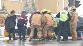 Pointe-Claire: Accident St-Jean et Holiday / Two vehicle crash with victim 1-8-2019