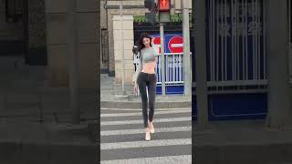 Beautiful Chinese Girls Street Fashion【小雪花】 #beautiful #douyin #tiktok #mejoresstreetfashion