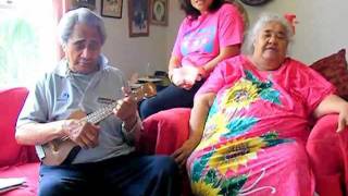 Niuean Hala Tutavaha, Lilliani sings, \