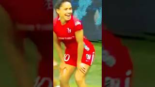 I found the FUNNIEST of all time 🤭😂 #shorts #football #women #funnymomentsinwomenfootball