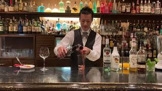 Bartenders' Technique: バーテンダー技術探訪 第10回 オリジナルカクテルの作成/ボストンシェーカーの使い方