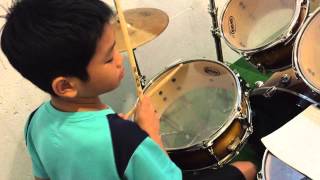 [ 爵士鼓手魷魚kEN ] 2015-11 教學😀( 鼓手 - 甘展勳；爵士鼓練習 II ) Drum Cover Practice SparxStix 發光鼓棒