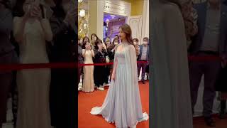 【神仙姐姐】我的爱情-LiuYiFei 刘亦菲 -最美丽自然- Lưu Diệc Phi--玫瑰的故事. #liuyifei #lưudiệcphi #mulan