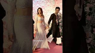 Kriti Kharbanda apni boyfriend ke saath kitna romantic hai...| Bollywoodlogy | Honey Singh Songs