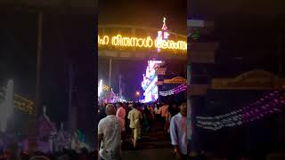 അമ്പ് പെരുന്നാളും വെടിക്കെട്ടും| Pindi Perunnal St. Thomas Cathedral Irinjalakuda