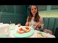 Катя в tiffani Макс в ikea папа на улице