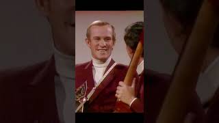 Tommy Sings A Little Soul | Boil That Cabbage | The Smothers Brothers Comedy Hour