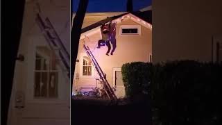 Dude made a Christmas decoration and the neighbors called 911 #viral #youtube #follow