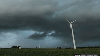 Wind turbine rotates to face a storm (timelapse with sound)