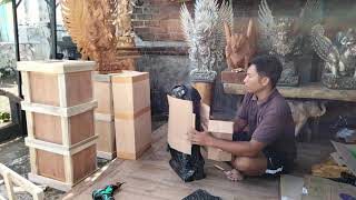 Cara paking barang pecah belah - proses packing patung kayu Dewi Saraswati - patung bali