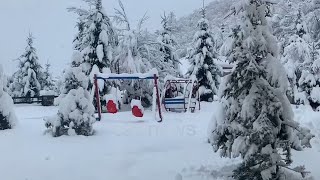 Valbona vishet me të bardha për Pashkë, borë edhe në Has