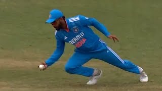 Virat Kohli One-Handed Catch Shocks😲Romario Shepherd as Well