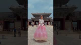 Soooooo cute girl with korean traditional dress hanbok 💖💖💖