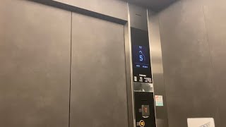 ［海外対応］スーパーホテル埼玉・春日部駅前天然温泉の東芝エレベーターToshiba elevator in front of Super Hotel Kasukabe Ekimae