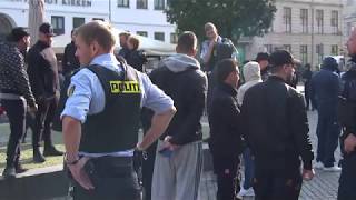 Politiet fjerner masker og visiterer bandemedlemmer foran retten - DR Nyheder