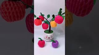 The little apples made with fruit net are simple and cute. Come and try it. Kindergarten handicraft