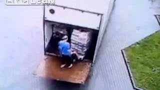Liveleak Com Beer Delivery Goes Tragically Wrong Graphic Content