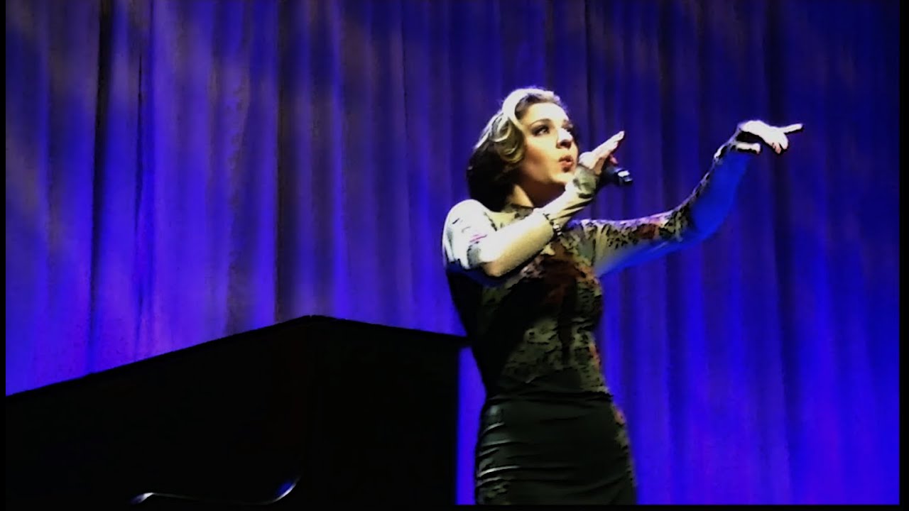 Ariana Savalas & Postmodern Jukebox "No Diggity" At The O2 - YouTube