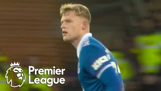Jarrad Branthwaite puts Everton 1-0 in front of Liverpool | Premier League | NBC Sports