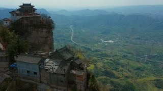 自驾游甘肃，跟随航拍中国纪录片的脚步来到鸡峰山，失望而归