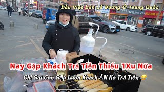 [522]Nay Gặp Cô Khách Trả Tiền Còn Xin 1Xu Nữa,Chị Gái Còn Gặp Khách Ăn Ko Trả Tiền Luôn 😅