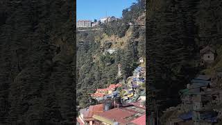 హోటల్ నుంచి సిమ్లా లోయల అందాలు... #simla #simlacottages #northindia #snowfall #india #tourism