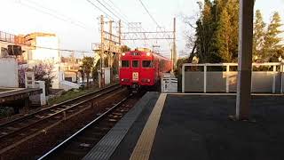 名鉄中京競馬場前駅1番線　普通岩倉行き到着