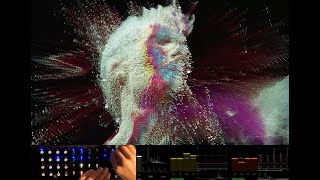 self, 2023 (TouchDesigner + Kinect)