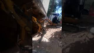 מיני זחל/מחפר  דובי וויס  wacker neuson  1.6