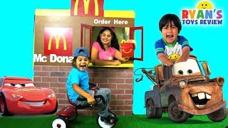 Pretend Play Mcdonald'S Drive Thru with ryans toys review toys happy meal