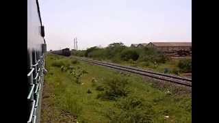 IRFCA - 15667 Gandhidham-Kamakhya Express races with superb honking and chugging at Gandhidham Outer