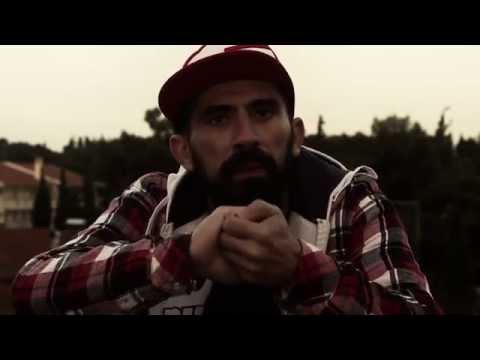 12ος Πίθηκος - Μεγαλώνουμε