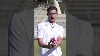 How Mitchell Starc bowls the perfect in-swinger | Kookaburra Cricket