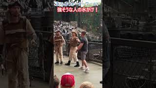 【USJ】ウォーターワールド 強そうな人の水かけ！ #Shorts #ユニバ #ユニバーサルスタジオジャパン