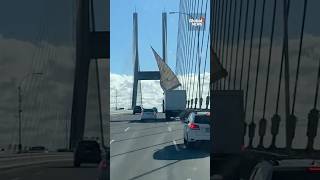 High-speed winds rip roof off truck on BC bridge #BCStorm 🚚