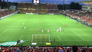 岩上祐三ロングスロー ～山越のダイブ