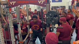 Kemari Copeland Squatting 605lbs x 10