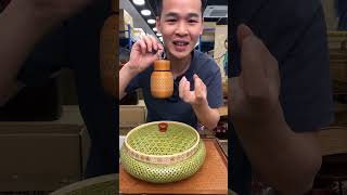 The bamboo woven thermos practical product that combines traditional bamboo weaving craftsmanship