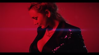 Christina Kosik - W W W (Official Video)