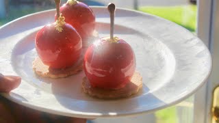 Making a glaze that is perfect for dipping cake pops ( Cherry shaped  dessert recipe).