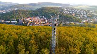 Holedná - rozhledna v Brně Jundrov.            Holedná - observation tower in Brno Jundrov.