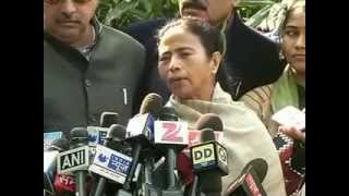 Mamata Banerjee blames CPI(M) govt regime for Saradha scam