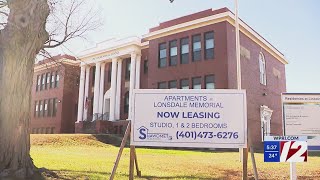 26 affordable housing units open in old Lincoln school