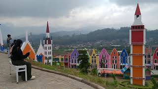 Suasana FLORA WISATA Santerra De Laponte Pujon batu Malang