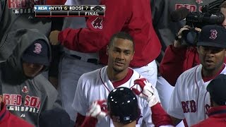 Patterson hits a walk-off single in extras