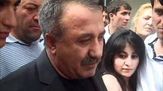 Sasun Mikaelyan Greets Supporters Upon his Release